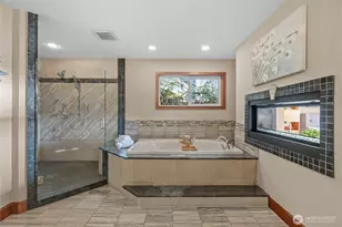 20619 NE 16th St, Sammamish, WA 98074 - Photo 19