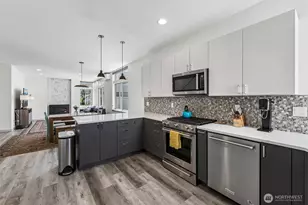 2224 NW 63rd St, Seattle, WA 98107 - Photo 9