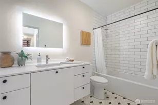 4566 Flying Goat Ave NE, Bainbridge Island, WA 98110 - Photo 29