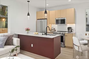 10742 Interlake Ave N, Seattle, WA 98133 - Photo 3