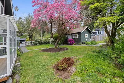 1054 Central Street SE, Olympia, WA 98501 - Photo 35