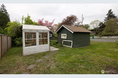1054 Central Street SE, Olympia, WA 98501 - Photo 33