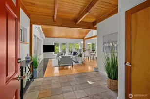 20638 Little Bear Creek Rd, Woodinville, WA 98072 - Photo 5