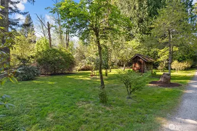 20638 Little Bear Creek Road, Woodinville, WA 98072 - Photo 39