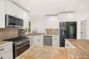 1508 208th Ave NE, Sammamish, WA 98074 - Photo 7