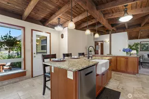 336 N 160th St, Shoreline, WA 98133 - Photo 11