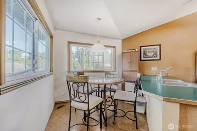 8823 W Mall Drive, Everett, WA 98208 - Photo 13