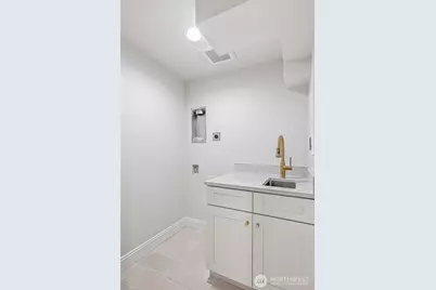 10002 9th Avenue NW, Seattle, WA 98177 - Photo 31