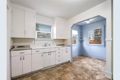3521 S 11th Street, Tacoma, WA 98405 - Photo 5