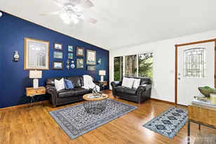 19303 65th St E, Bonney Lake, WA 98391 - Photo 5