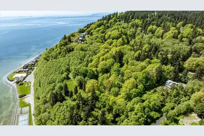 8119 Sand Dollar Lane, Clinton, WA 98236 - Photo 11