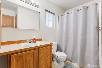29854 30th Avenue S, Federal Way, WA 98003 - Photo 13