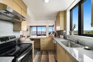 521 5th Ave W, Seattle, WA 98119 - Photo 11