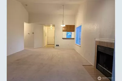 23960 58th Court #D-1, Kent, WA 99032 - Photo 5