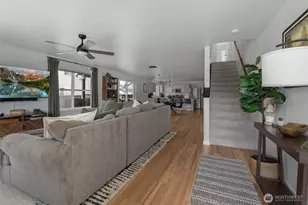 1498 NW 5th Ave, Oak Harbor, WA 98277 - Photo 3