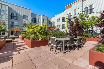 424 N 85th Street #404, Seattle, WA 98103 - Photo 29