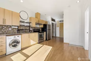 424 N 85th St, Seattle, WA 98103 - Photo 13