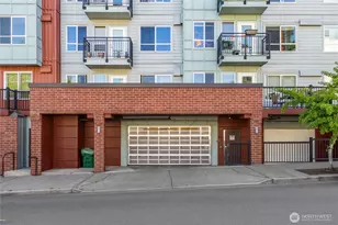 424 N 85th St, Seattle, WA 98103 - Photo 3