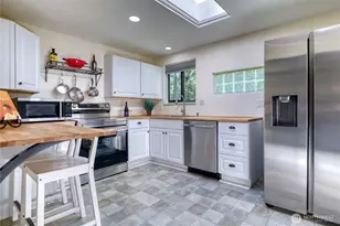 2240 Cedar Point Dr, Point Roberts, WA 98281 - Photo 19