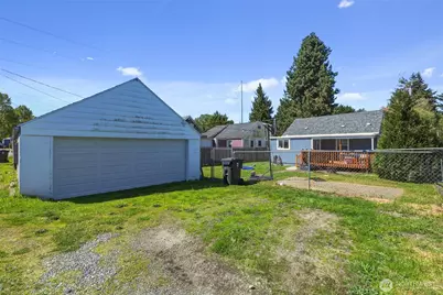 8235 E B Street, Tacoma, WA 98404 - Photo 19