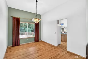 21706 116th St E, Bonney Lake, WA 98391 - Photo 11