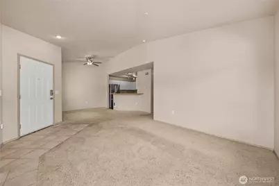 11130 SE 208th Street #E201, Kent, WA 98031 - Photo 9