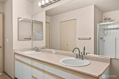 11130 SE 208th Street #E201, Kent, WA 98031 - Photo 21