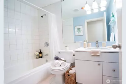 308 Sumitt Avenue E #505, Seattle, WA 98102 - Photo 15