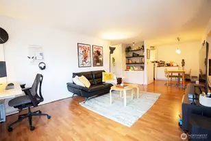 308 Summit Ave E, Seattle, WA 98102 - Photo 3