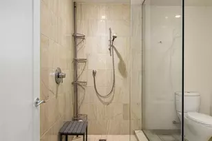 10700 NE 4th St, Bellevue, WA 98004 - Photo 23