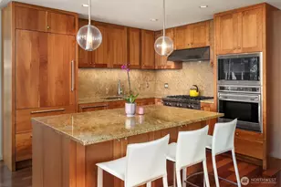 10700 NE 4th St, Bellevue, WA 98004 - Photo 5