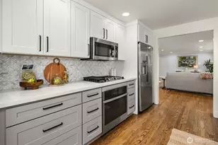 2702 4th Ave W, Seattle, WA 98119 - Photo 7