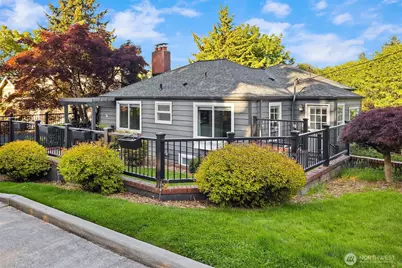 2702 4th Avenue W, Seattle, WA 98119 - Photo 1