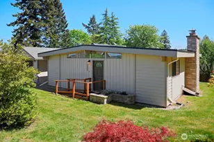 525 Farragut Ave NE, Port Orchard, WA 98366 - Photo 3