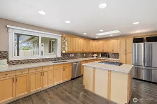 23105 20th Ave S, Des Moines, WA 98198 - Photo 7