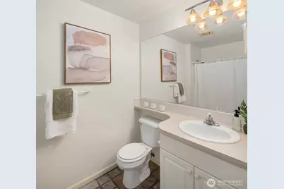 1417 Queen Anne Avenue N #206, Seattle, WA 98109 - Photo 11
