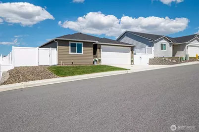 2355 3rd St SE, East Wenatchee, WA 98802 - Photo 39