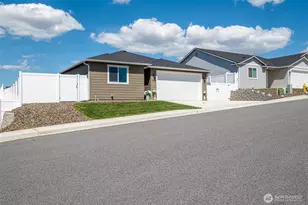 2355 3rd St SE, East Wenatchee, WA 98802 - Photo 39