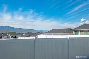 2355 3rd St SE, East Wenatchee, WA 98802 - Photo 15