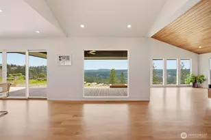 226 High Dr, Spokane, WA 99203 - Photo 3