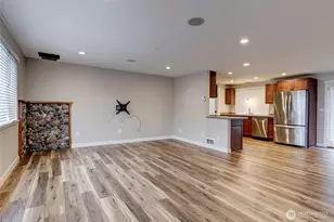 1024 NW Anchor Dr, Oak Harbor, WA 98277 - Photo 5