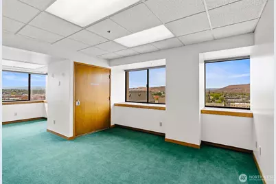402 E Yakima Avenue #1100, Yakima, WA 98901 - Photo 9