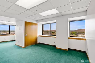 402 E Yakima Ave, Yakima, WA 98901 - Photo 9
