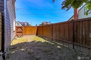 606 S 61st St, Tacoma, WA 98408 - Photo 25