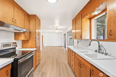 1074 Walnut Street, Bremerton, WA 98310 - Photo 11