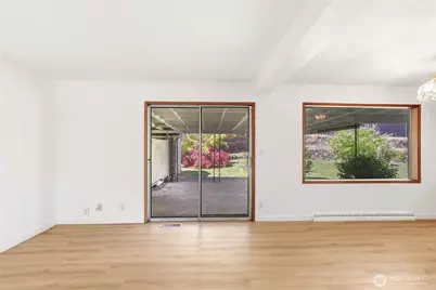 1074 Walnut Street, Bremerton, WA 98310 - Photo 9