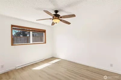 1074 Walnut Street, Bremerton, WA 98310 - Photo 17