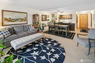 9710 Greenwood Ave N, Seattle, WA 98103 - Photo 3