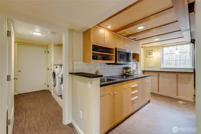 1311 N 78th Street, Seattle, WA 98103 - Photo 33