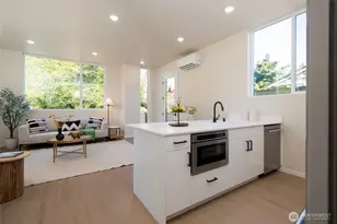 10330 14th Ave NW, Seattle, WA 98177 - Photo 3